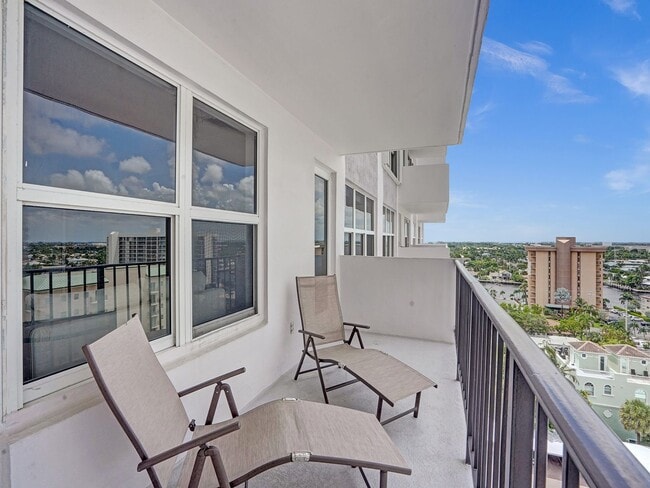Photo - 405 N Ocean Blvd