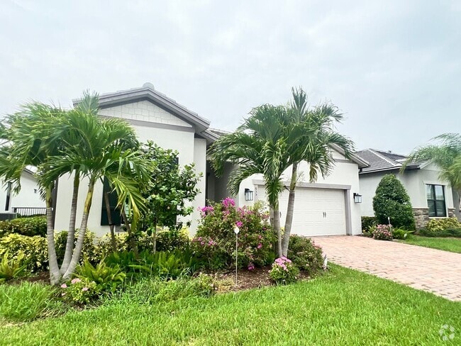 Building Photo - STUNNING LAKEFRONT 3 BEDROOM, 2.5 BATH HOM... Rental