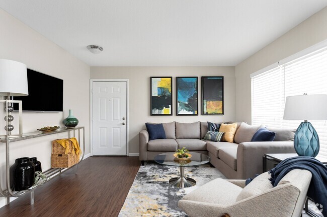 Spacious Living Room - Schirm Farms Apartments