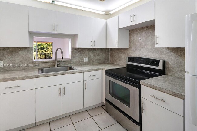 Photo - 11905 NE 2nd Ave Unit C403