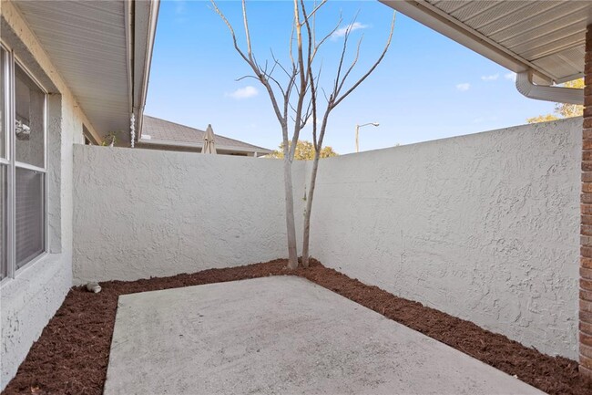 Photo - 5852 Shale Ct