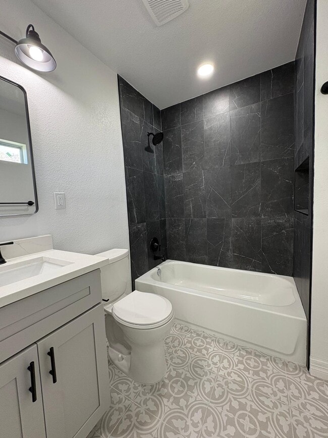 Photo - 1207 2nd Ave N Unidad 1207