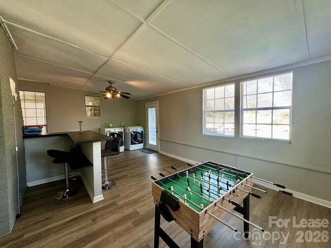 Photo - 9501 Pondside Ln