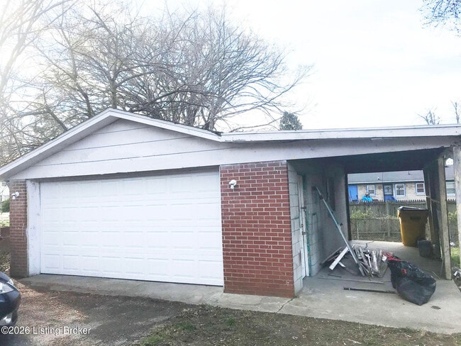 Photo - 5208 Regent Way