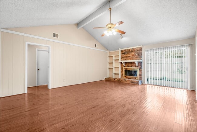 Photo - 22606 Elsinore Dr