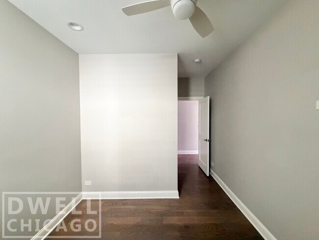 Photo - 4101 N Lincoln Ave Unit 4103