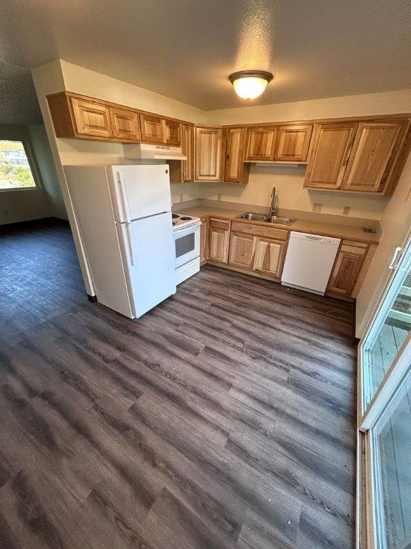 Kitchen - 401 Ranch Rd Unit A4