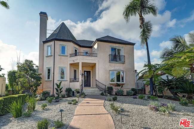 Building Photo - 209 S Anita Ave