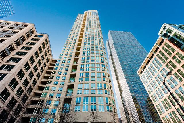 Building Photo - 345 N La Salle Dr Unit 4105 Rental