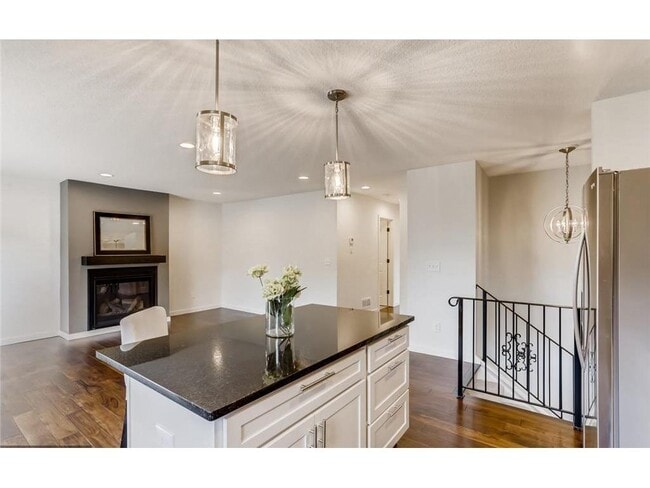 Photo - 5520 Lindsay St