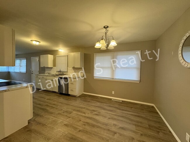 Photo - Close to Mercy Hospital! Three bedroom home!