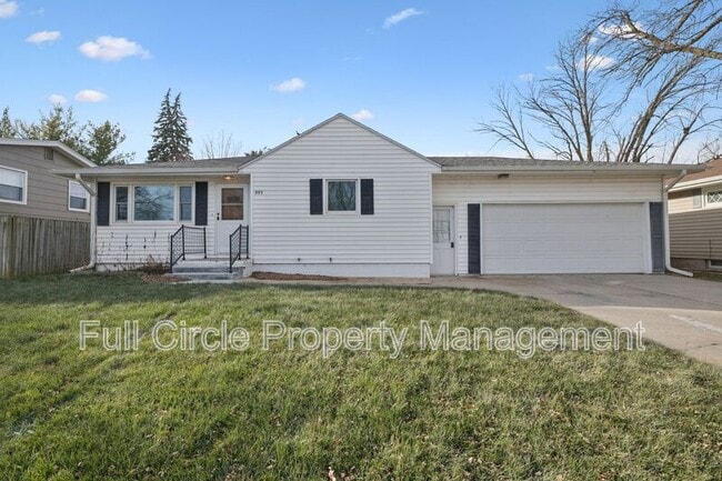 Building Photo - 803 N Christy St