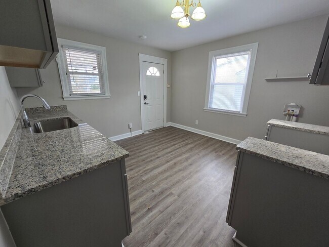 Photo - NEW LISTING!!!!!