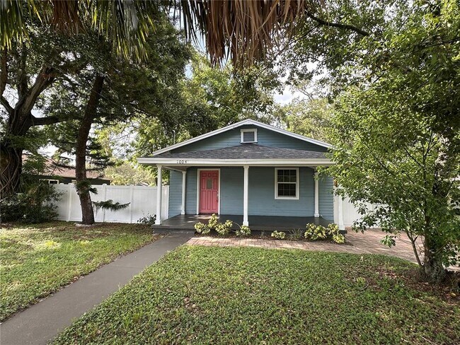 Building Photo - 1004 E Louisiana Ave Rental