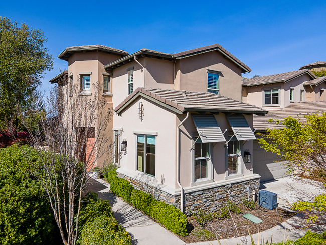 Photo - 1022 Gamay Dr House