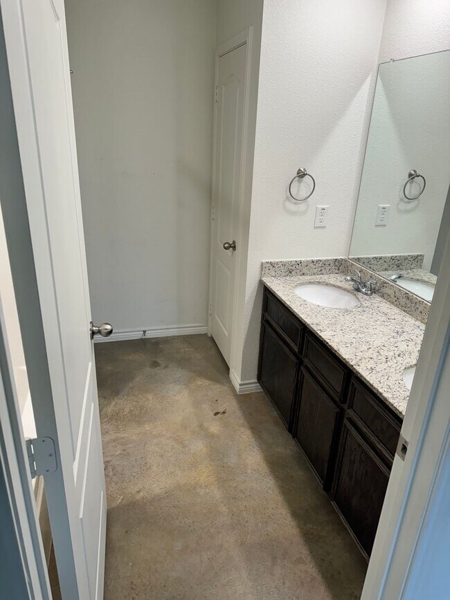 Photo - 6009 Amelia Earhart Blvd Unit A