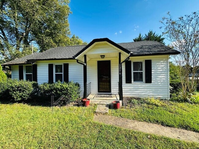 Building Photo - 1206 Cedar Ln