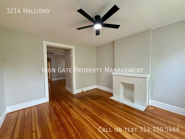 Building Photo - 3214 Halliday-