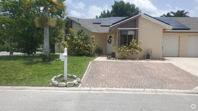 Building Photo - 9598 Stones River Park Way Rental