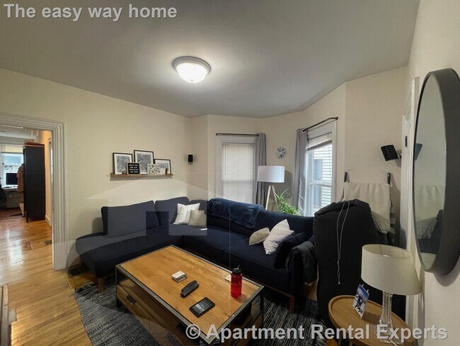 Photo - 23 Hall St Unidad #1