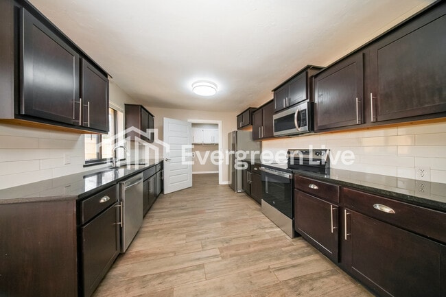 Photo - 14411 Autumn Dr