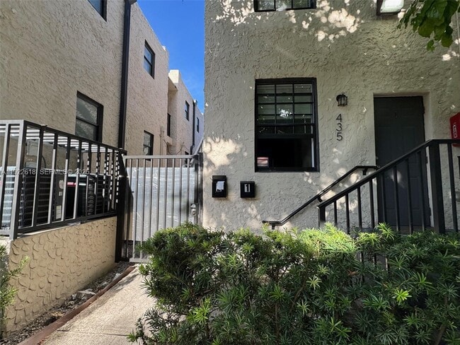 Photo - 1068 NW 5th St Unit C-1