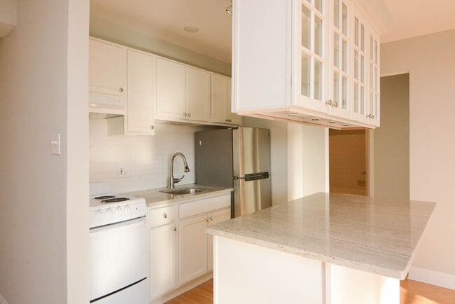 Photo - 428 W Wellington Ave Unidad D13