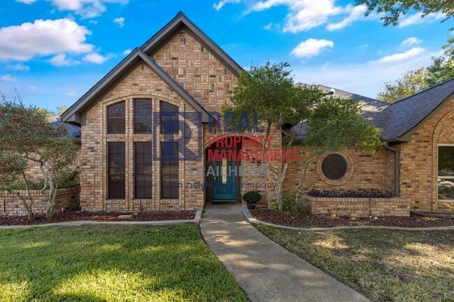 Photo - Charming 3 Bed 2 Bath Home in a Great Neighborhood - Private Pool!