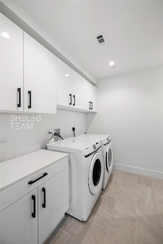 Photo - 808 Crawford St Unit 4102