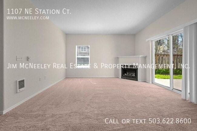 Photo - 1107 NE Station Ct