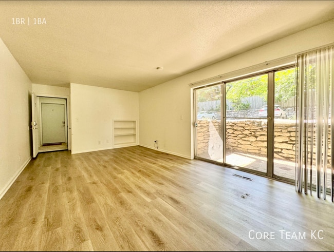 Building Photo - 3802 Warwick Blvd Unit 3