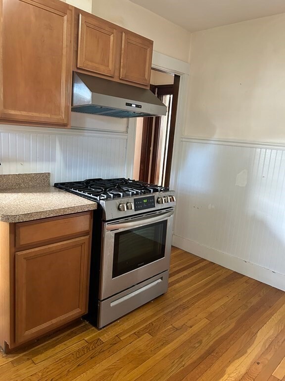 Building Photo - 38 Larch St Unit #1 Rental