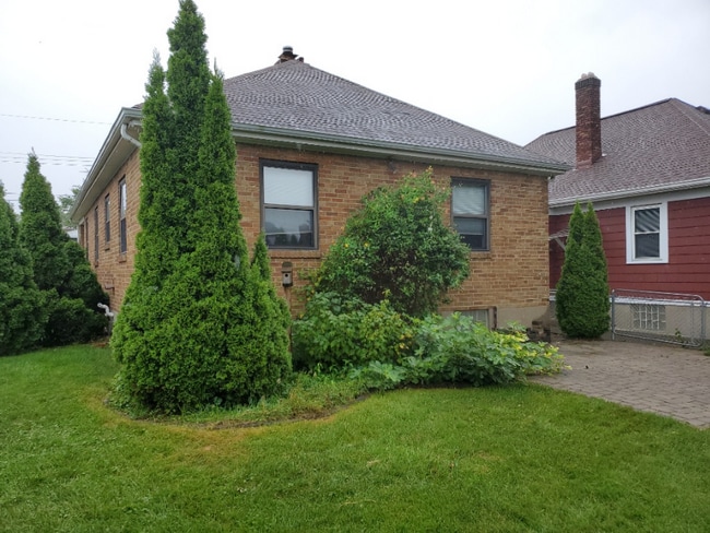 Photo - 2240 Glenside Ave