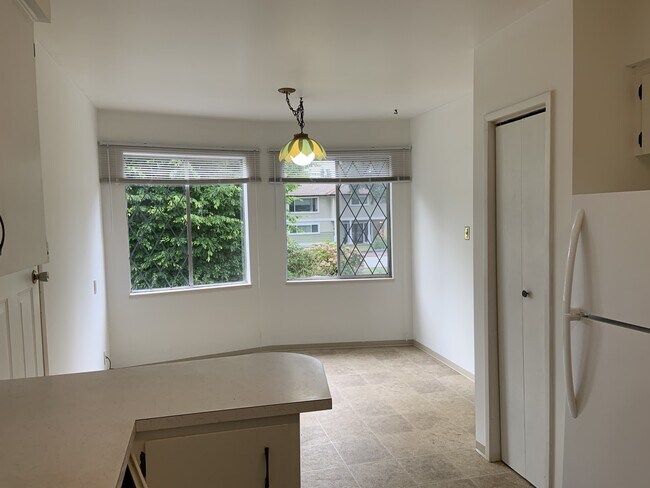 Photo - 5342-539A 9a Ave