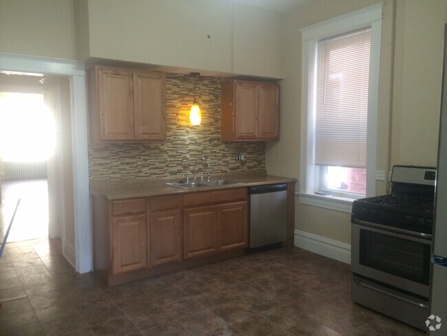 Building Photo - 2666 Nebraska Ave Unit 1 Rental