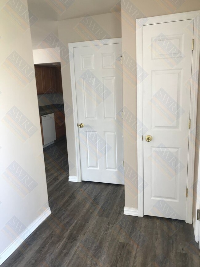 Photo - Available Now! Call ShowMojo for a self gu...