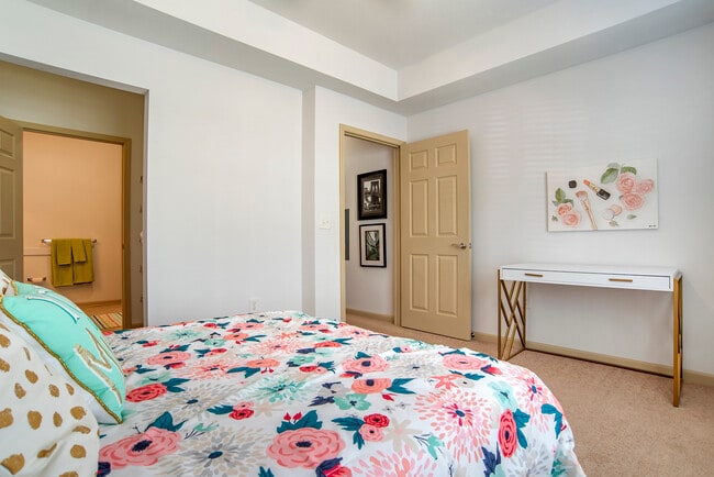 Broadstreet at EastChase Apartments