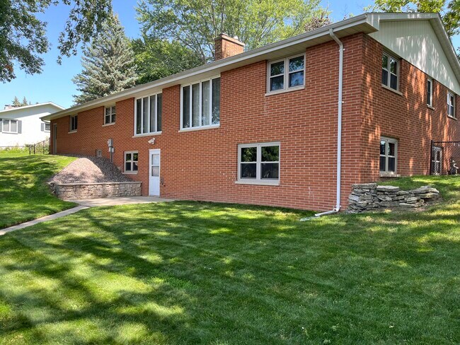 Photo - 2790 S Ridge Rd