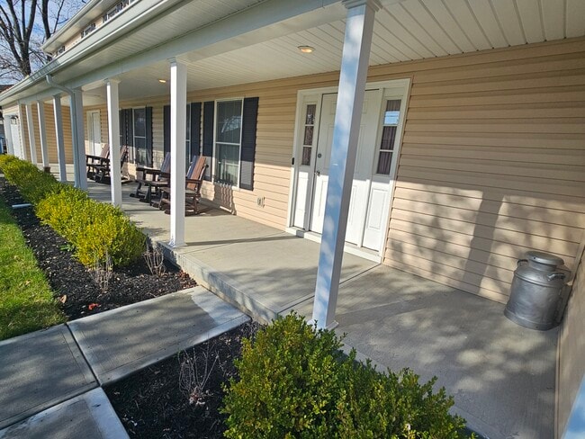 Photo - 7762 Knue Rd