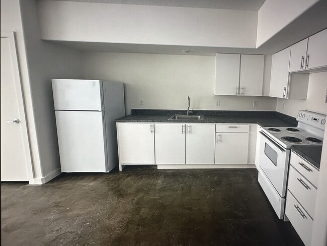 Photo - 938 S Washington St Unit 106