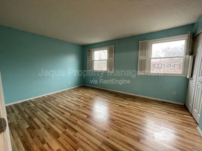 Photo - 2591 Stratford Dr