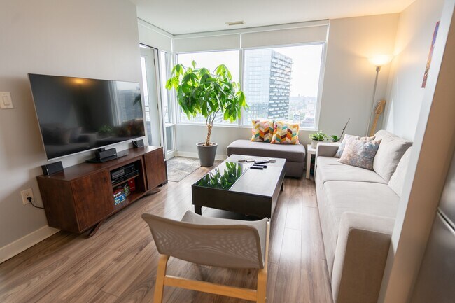 Photo - 25-5125 Telegram Mews