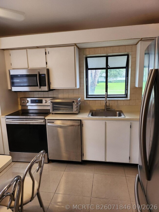 Photo - 8934 Sunnywood Pl