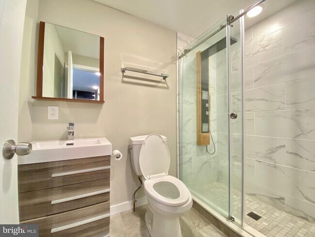 Photo - 1 W Main St Unidad 514