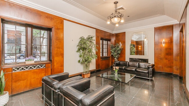 Photo - 1100 N Dearborn St Unit 1609