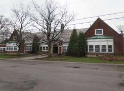 Building Photo - 48 Main St