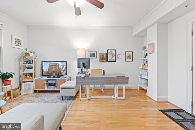Photo - 3500 13th St NW Unit 208