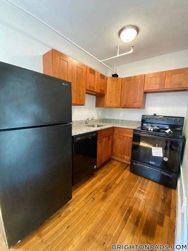 Photo - 1615 Commonwealth Ave Unidad 20