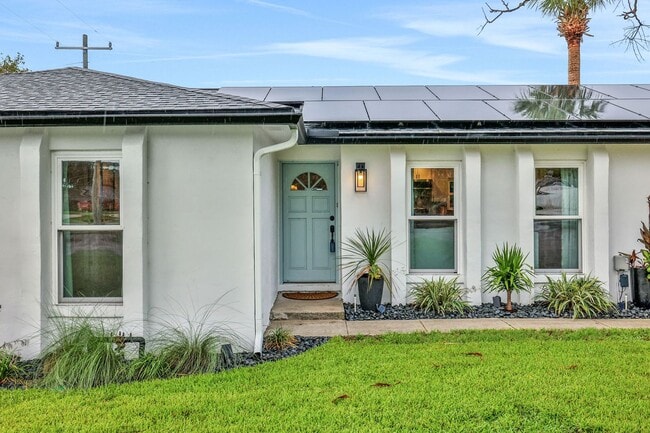 Building Photo - Rental available in Isle of Palms