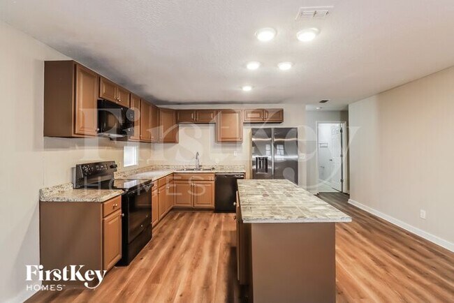 Photo - 920 E Dr Martin Luther King Jr Blvd